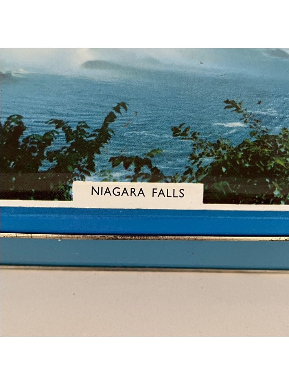 VINTAGE Riley's Toffee Niagara Falls Rectangular Tin Decor Storage Landmarks - Picture 4 of 17